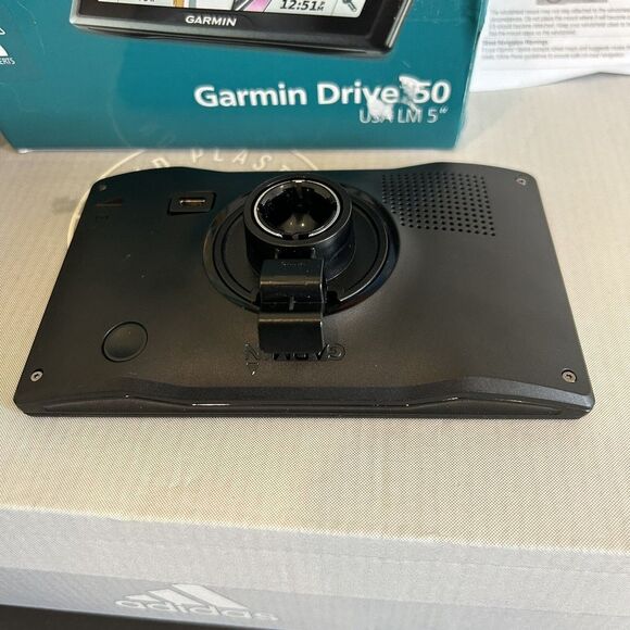 Garmin Drive 50 USA LM 5" Touchscreen GPS OEM Cords & Mount Bundle Tested EUC - Picture 10 of 16